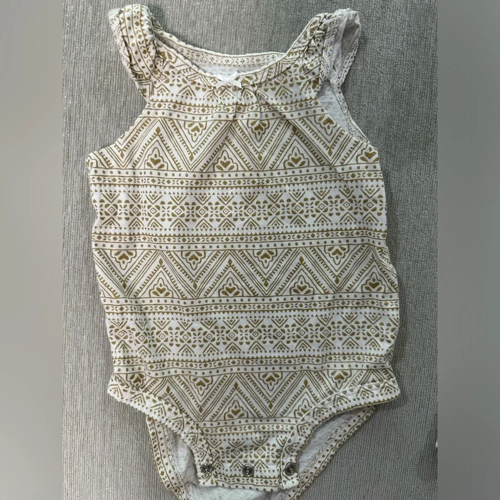 Carters 3-pack bodysuits 6months